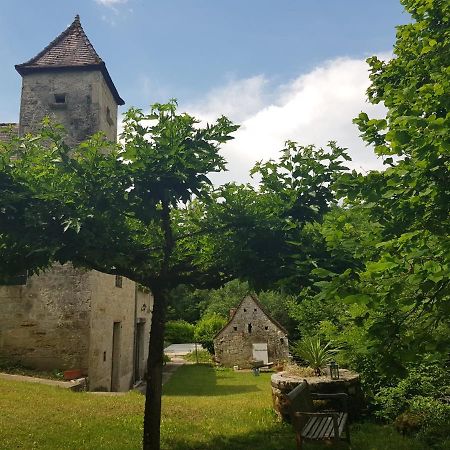 Le Moulin De Jules Et Akasha Bed and Breakfast Murat Eksteriør billede