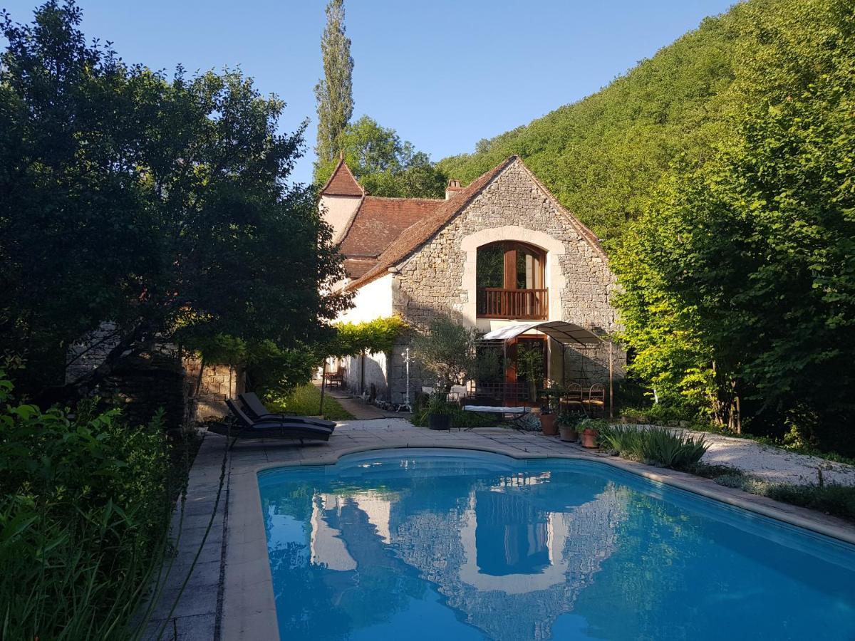 Le Moulin De Jules Et Akasha Bed and Breakfast Murat Eksteriør billede